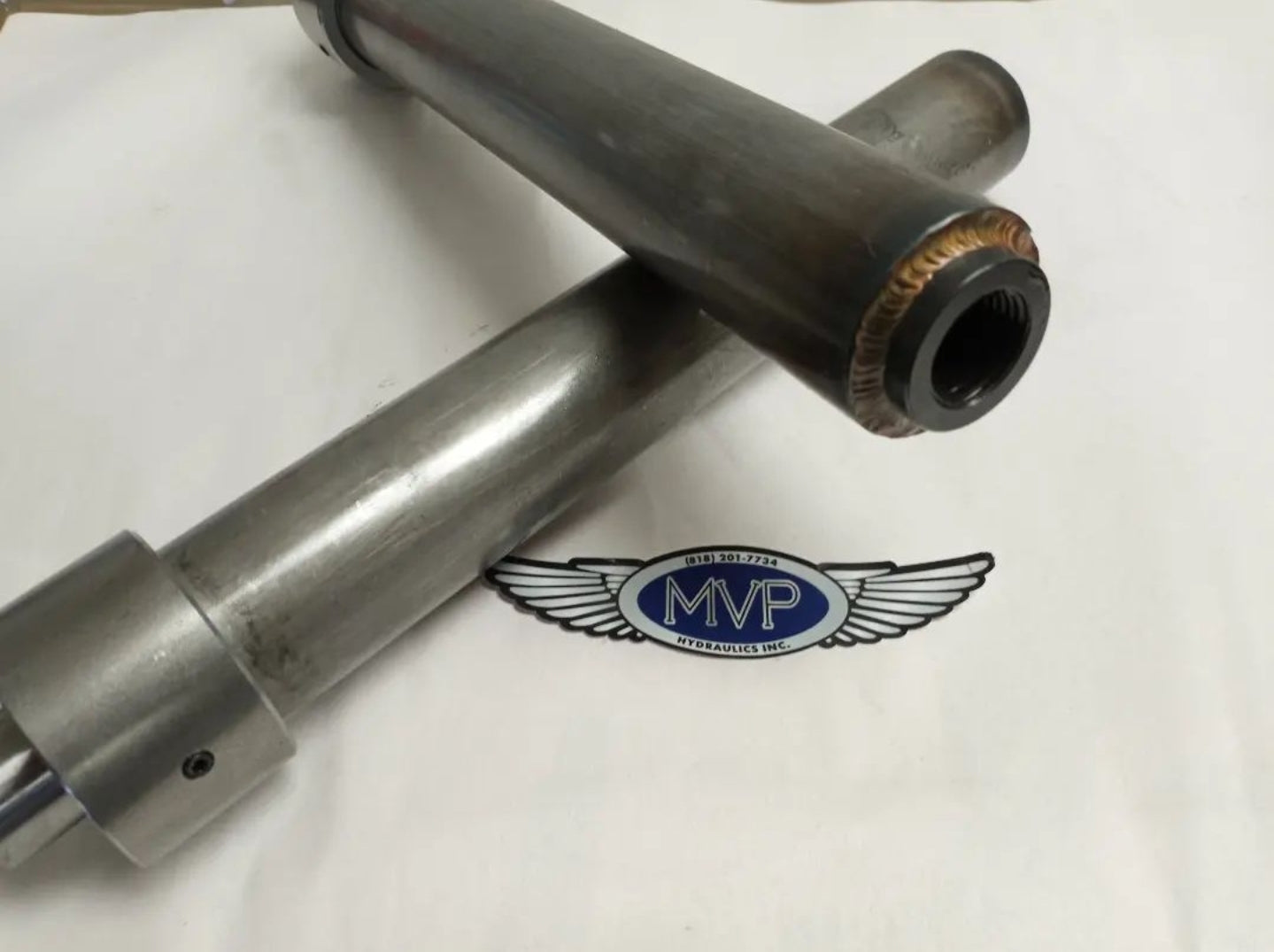 8 Inch MVP Hydraulics Comp Cylinder